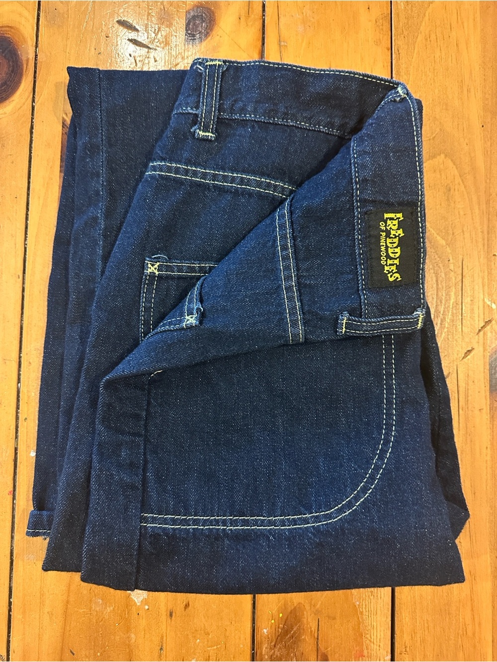 28r Freddie’s of pinewood dark wash jeans